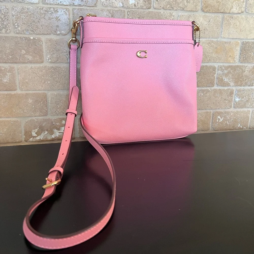 Coach Kitt Messenger Crossbody Bag Purse with Dust Bag